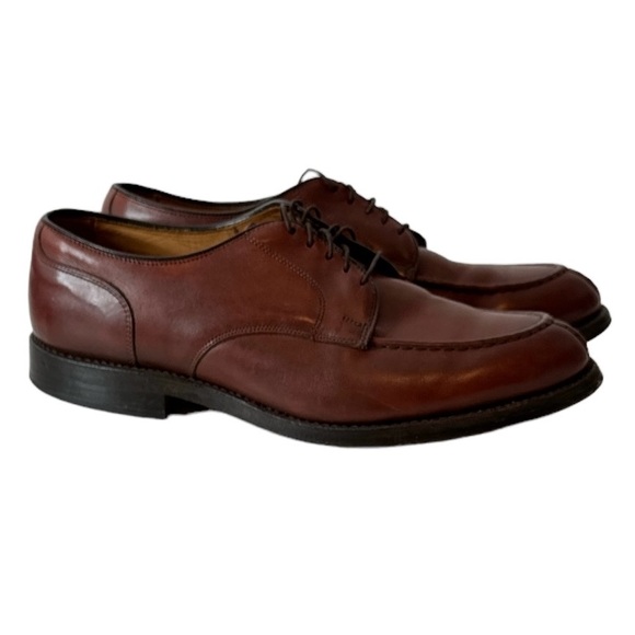 Allen Edmonds Other - Allen Edmond Bradley Loafer Oxford Shoes Mismatched size 10